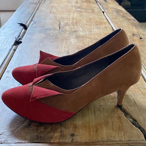 Pilcro Anthropologie Suede Heels - Picture 2 of 9